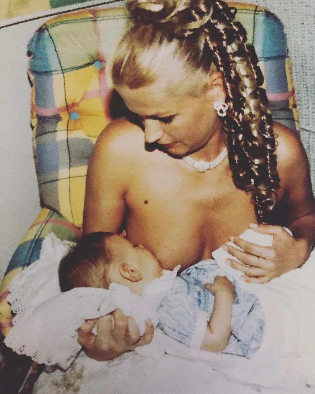 Xuxa Meneghel publica foto antiga com Sasha e se declara para a filha