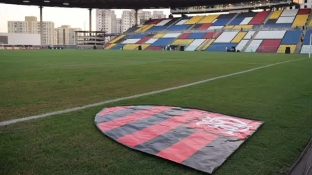 Flamengo x Ponte Preta: jogadores desembarcam em Vitória nesta terça-feira