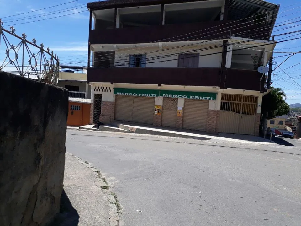 Toque de recolher fecha comércio após assassinato durante festa de aniversário em Cachoeiro