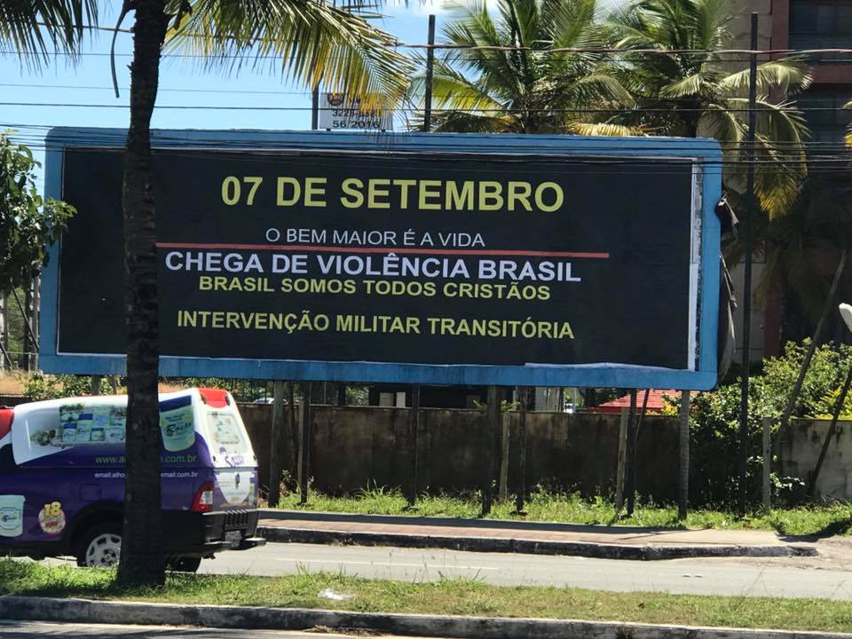 Advogado notifica o MPF/ES por outdoor que pede intervenção militar transitória no Brasil