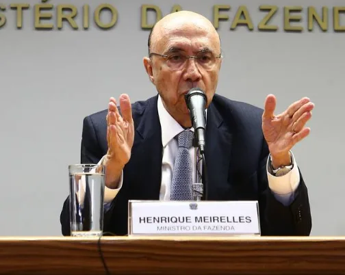 Meirelles vê tendência favorável a superávits com aumento de arrecadação