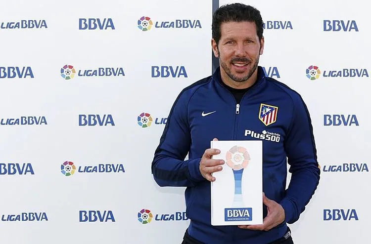 Simeone reduz contrato com o Atlético de Madrid em dois anos