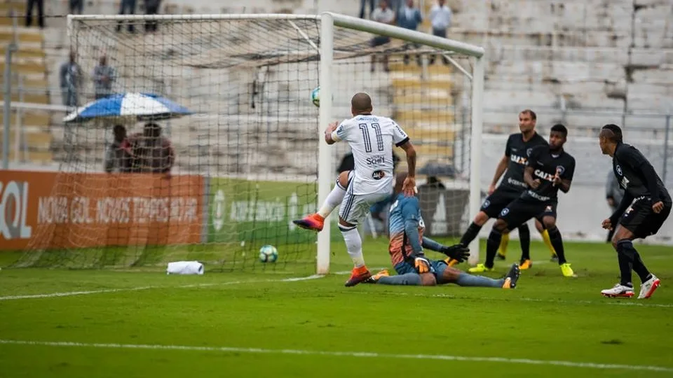 Jair Ventura lamenta chances perdidas pelo time misto do Botafogo em derrota