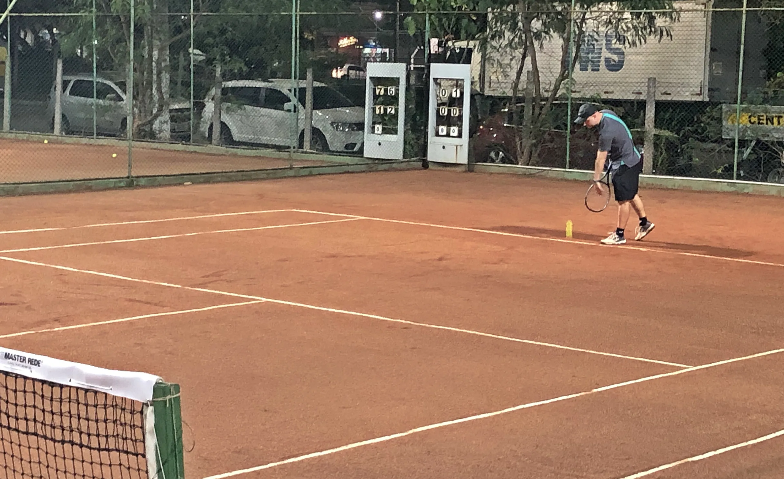 Disputa acirrada marca o primeiro dia do Rede Vitória Open de Tênis