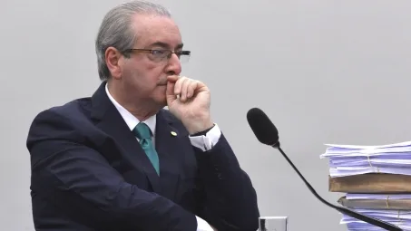 Aliados de Cunha pressionam por punição branda, mas relator deve pedir cassação