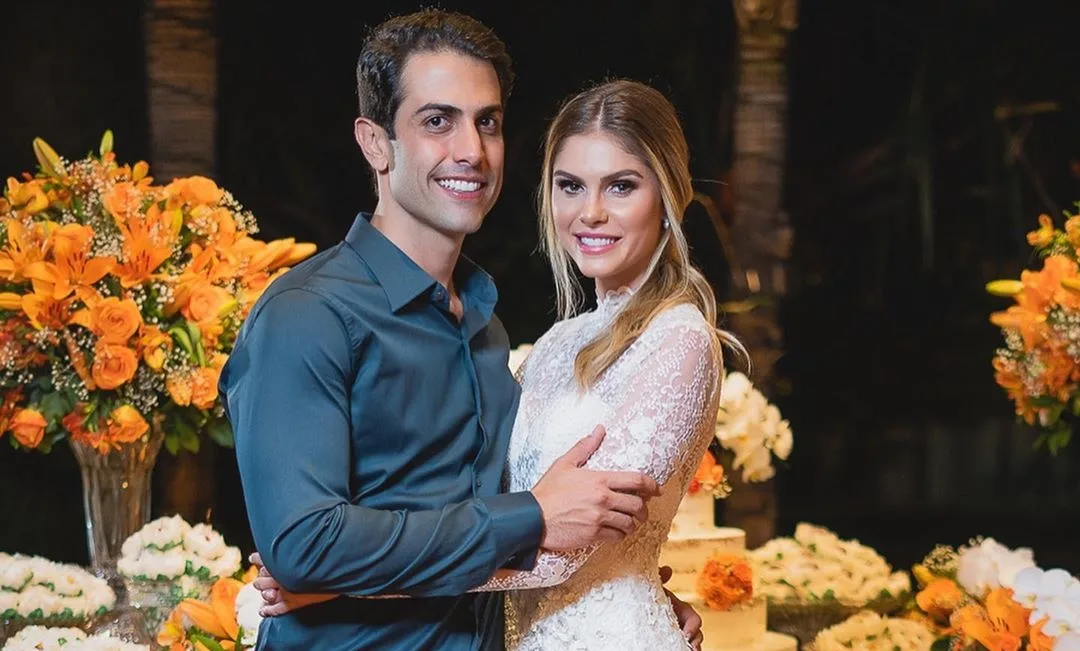 Bárbara Evans anuncia que casamento será transmitido em live