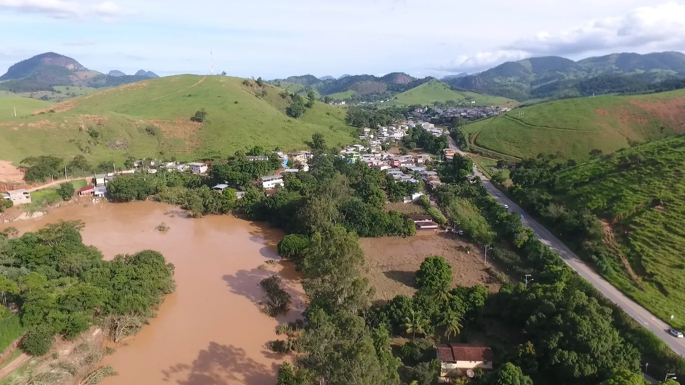 Inspeção declara fim da emergência para rompimento de barragem em Alegre