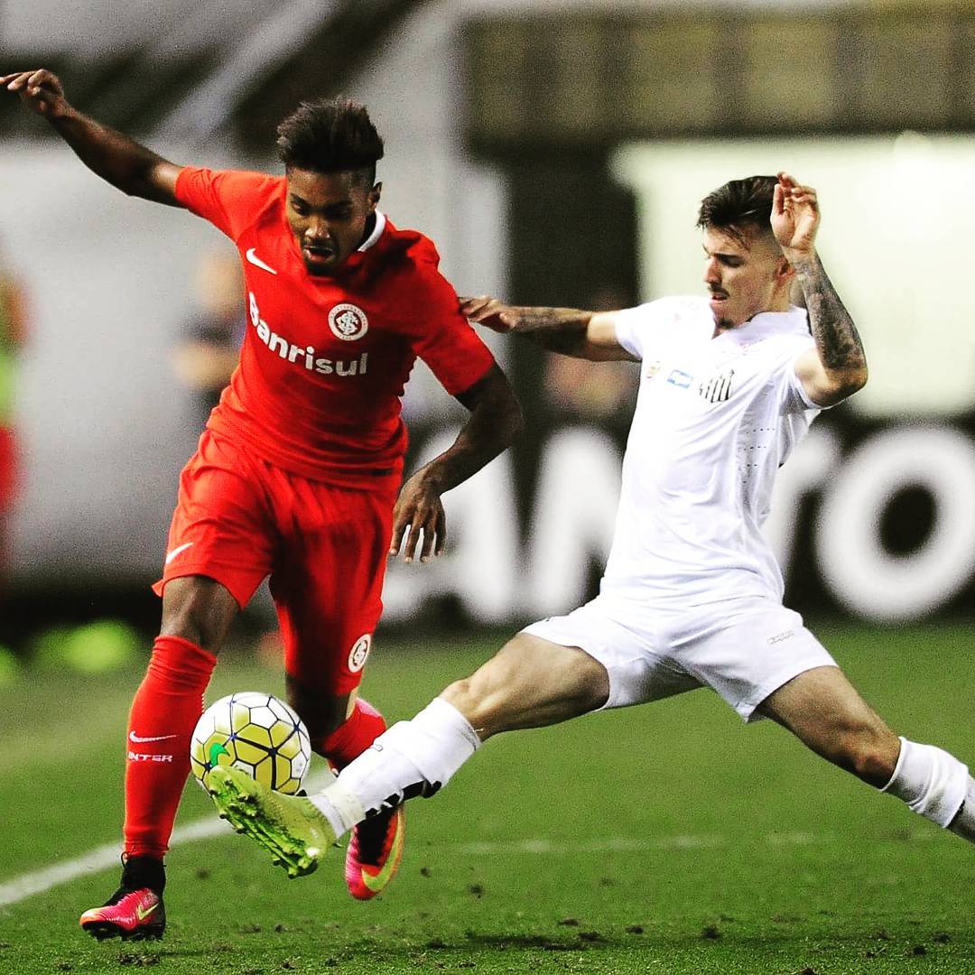 Depois de derrota, Roth vê duelo aberto com o Santos na Copa do Brasil