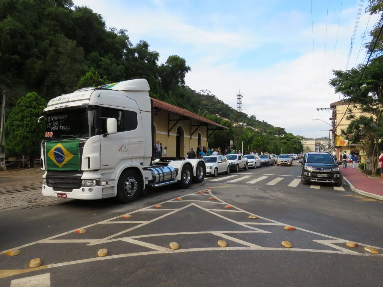 Protesto: carreata sai de Domingos Martins e Marechal Floriano rumo a Vitória