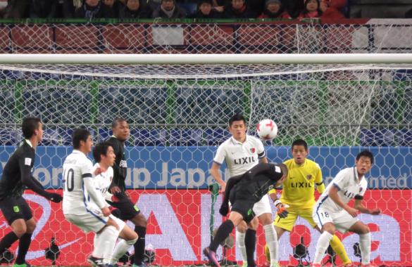 Com polêmica histórica, Kashima bate Atlético Nacional e vai à final do Mundial