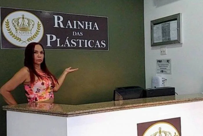 Dona da clínica em que MC fez procedimento antes de morrer presta depoimento