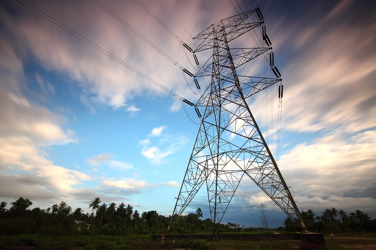 Mais de 10 cidades capixabas terão aumento de 17% na conta de energia