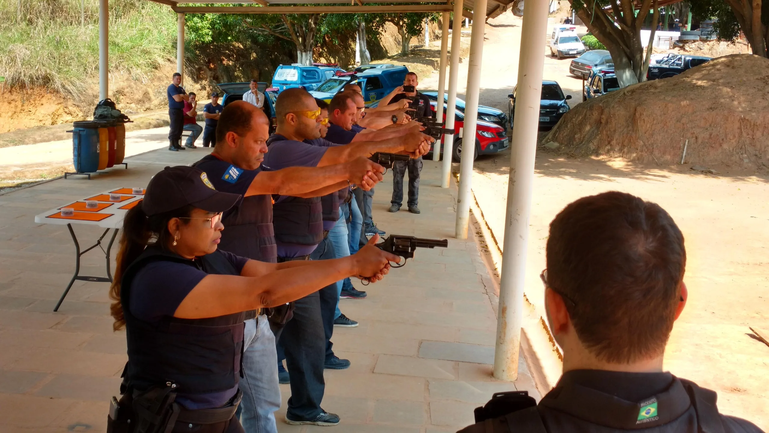 Primeira turma da Guarda Civil de Cachoeiro finaliza curso de tiro