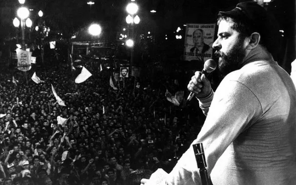 Lula foi preso em abril de 1980 por incitar greve