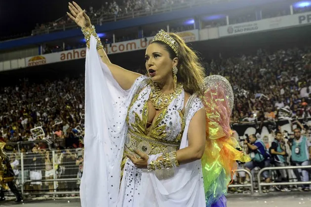 Vai-Vai é campeã do carnaval de São Paulo 2015 após quatro anos