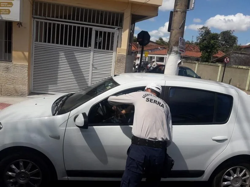 Ação de trânsito aborda mais de 800 condutores em praias da Serra