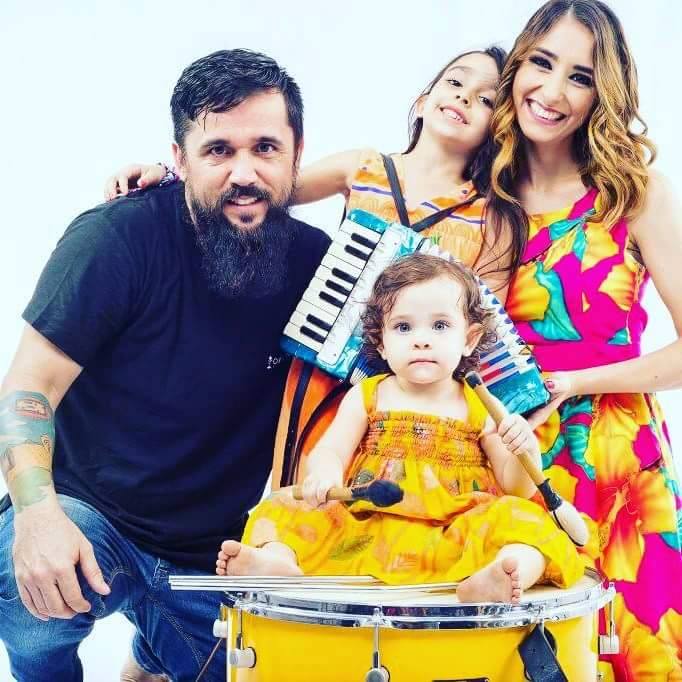 Família capixaba é convidada a participar de projeto musical no Japão