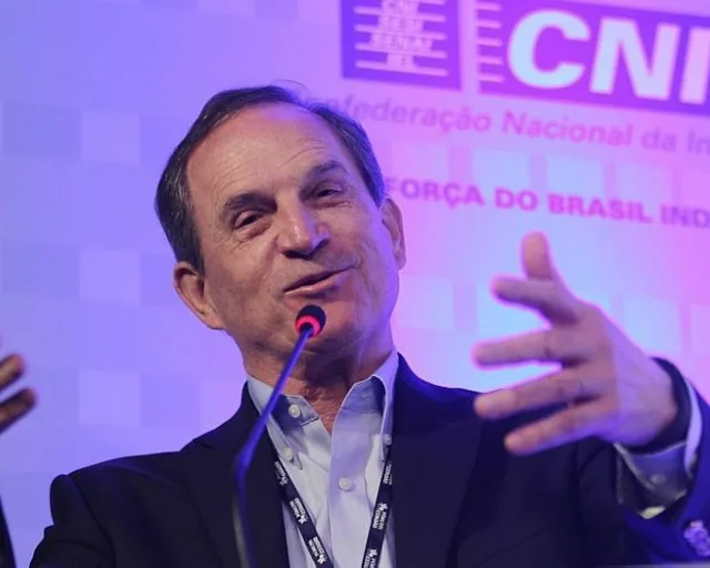 Empresários precisam reduzir sentimento negativo sobre Brasil, diz Furlan