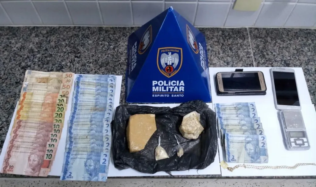 Apreensão de drogas e dois detidos no fim de semana em Guarapari