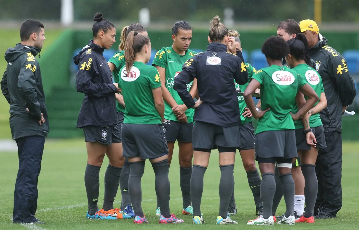 Seleção feminina vai encarar EUA na final em Brasília