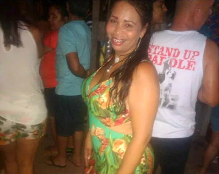 Mulher é atraída para emboscada e assassinada a tiros em Vila Velha