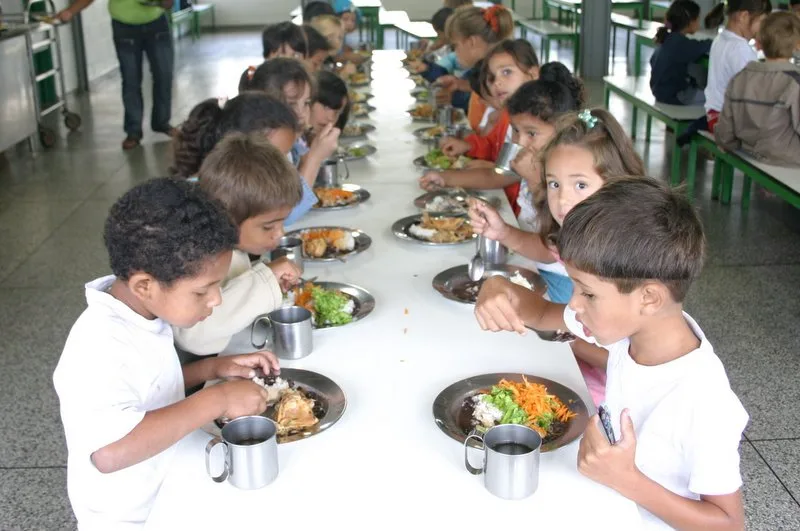 Famílias querem estar próximas da escola, revela pesquisa