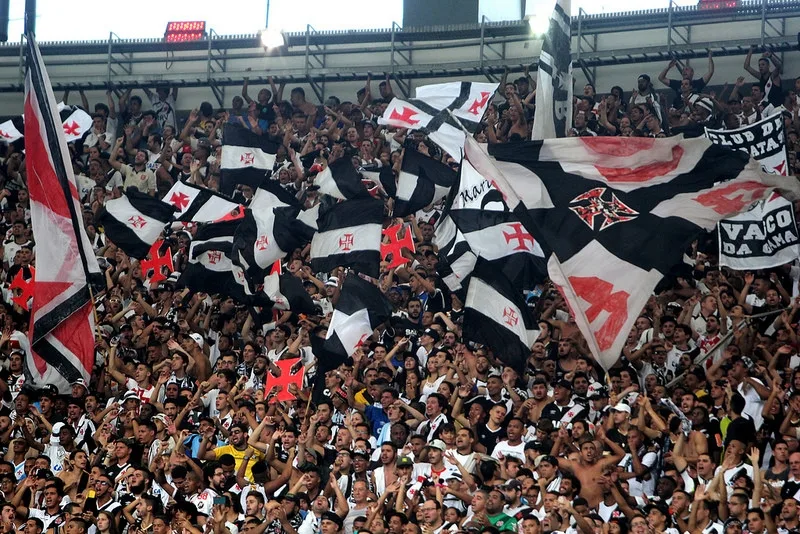 Contra vexame no Maracanã, Vasco faz decisão contra Ceará para acesso na Série B