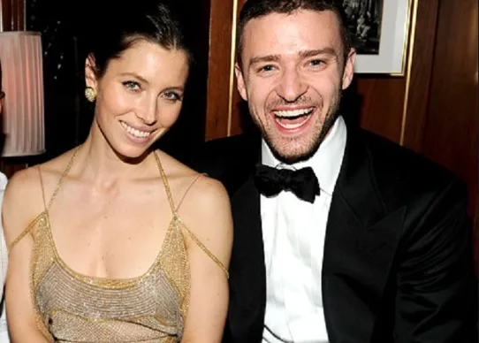 Justin Timberlake e Jessica Biel colocam mansão à venda por R$ 192 milhões