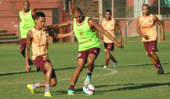 Desportiva e Espírito Santo fazem jogo em busca da liderança na Chave Sul do Capixabão