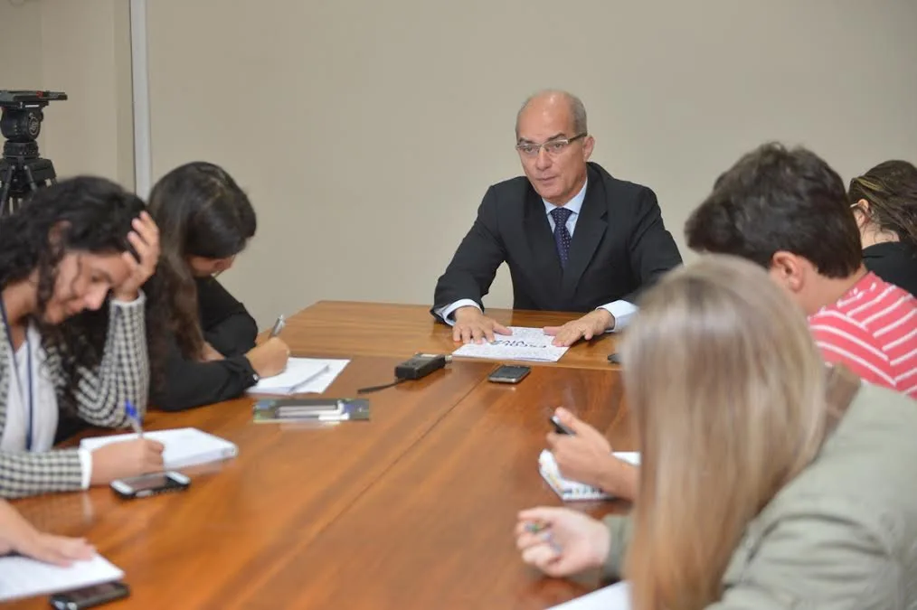 Mais de 20 mil profissionais da educação vão receber Bônus Desempenho no Estado