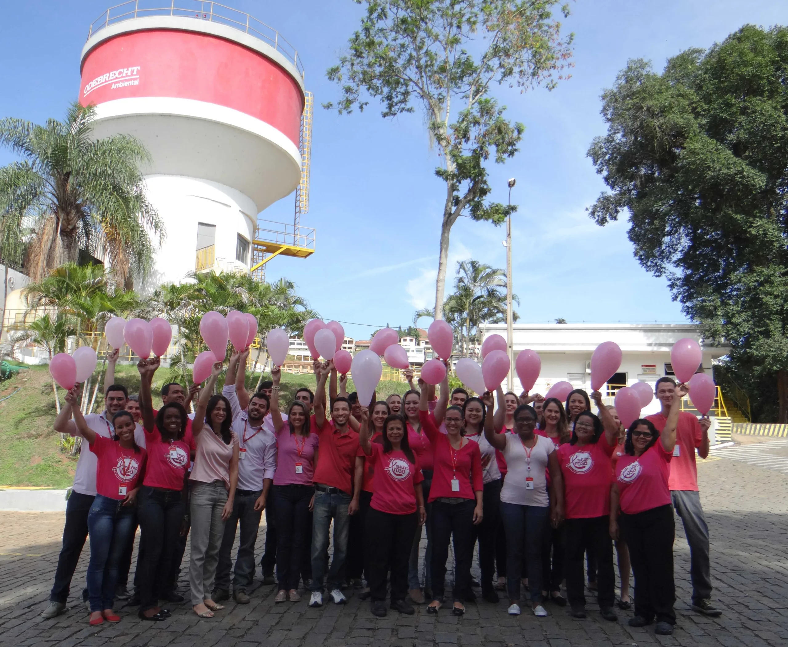 Empresas integram movimento Outubro Rosa em Cachoeiro de Itapemirim