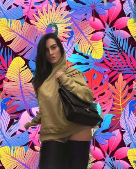 Cleo Pires aposta em look diferente e confunde fãs em rede social