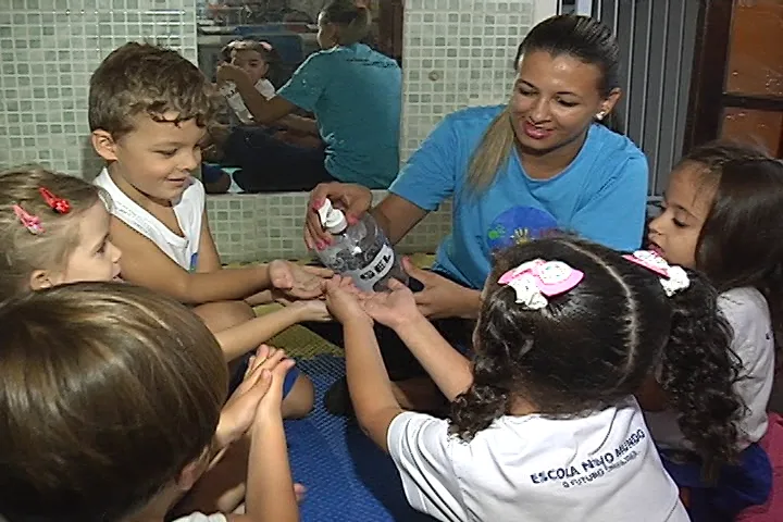 Escolas particulares do Estado adotam medidas para evitar a gripe H1N1