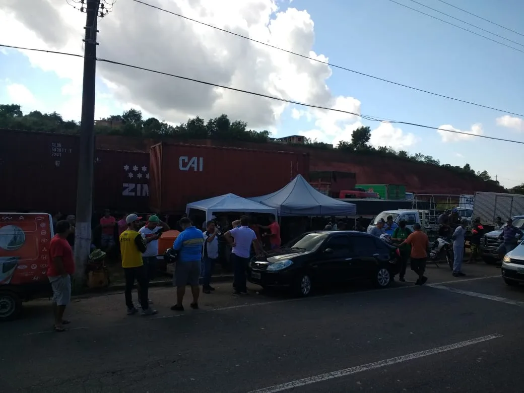 Motoristas de aplicativo apoiam paralisação dos caminhoneiros em Guarapari