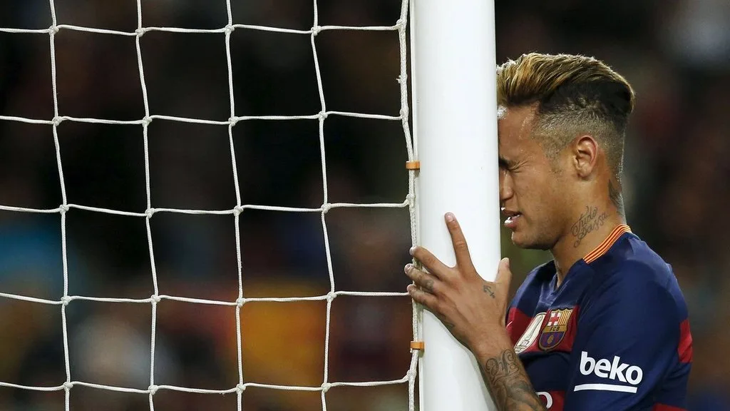 Liga espanhola se recusa a receber pagamento da multa rescisória de Neymar