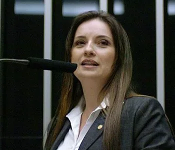 Em nota, deputada Lauriete Rodrigues confirma saída da disputa eleitoral