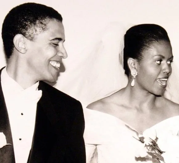 Barack e Michelle Obama completam 24 anos de casados