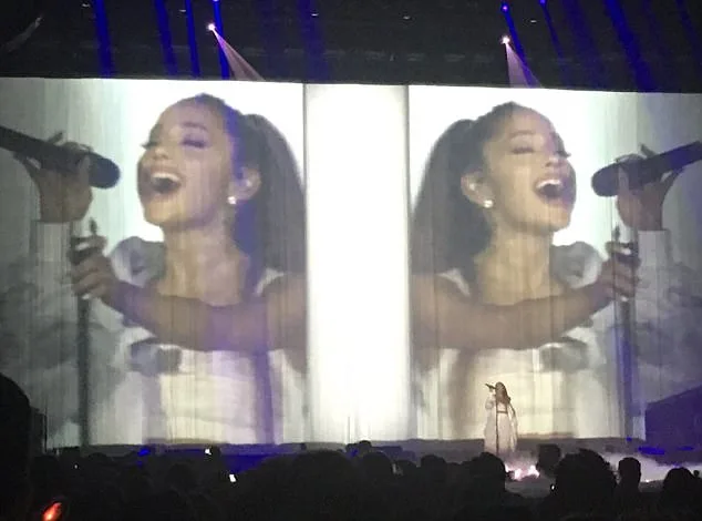 Vídeos mostram momentos de pânico após explosão em show da cantora Ariana Grande. Assista!