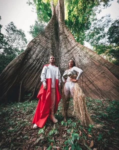 Anitta vai à Amazônia para gravar novo clipe