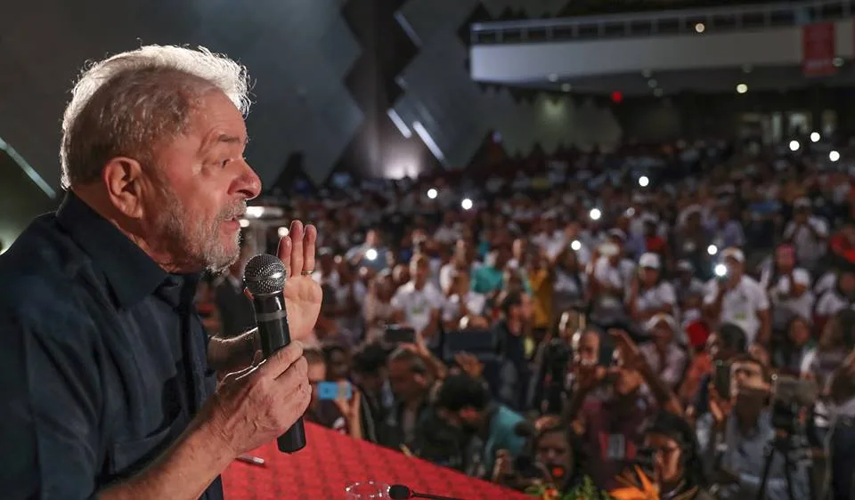 Lula amplia liderança para 2018, e Bolsonaro chega a 2º posição, segundo Datafolha