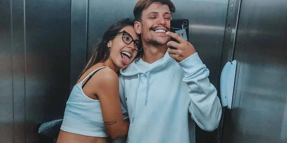 Gabi Brandt revela como conheceu seu marido Saulo Poncio: Eu amava as músicas da Um44k