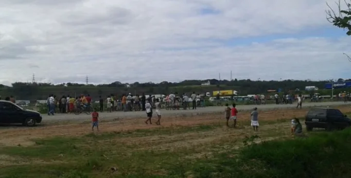 Pista liberada após quase duas horas de protesto na Serra