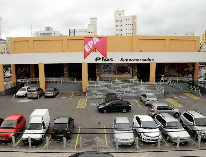 Supermercado não se adequa a determinações do Procon-ES e continua interditado em Vitória