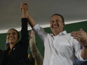 Campos e Marina se reúnem para "superar diferenças"