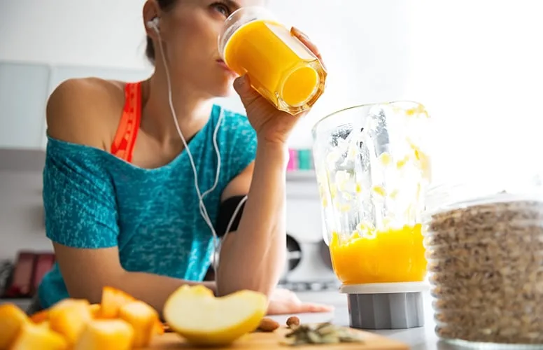 Nutricionista lista 11 alimentos antienvelhecimento para mulheres