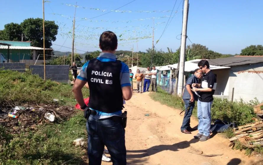 Jovem é assassinado na frente da avó em Cariacica