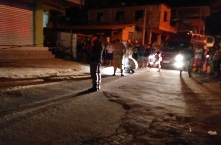 Jovem é morto e dois ficam feridos em tiroteio em bairro de Cachoeiro