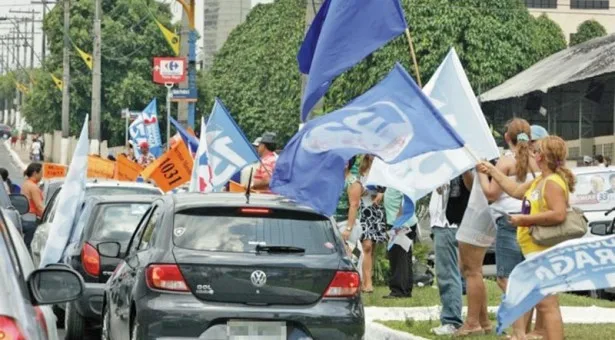 Veja os sinais de que o candidato pode estar gastando mais do que a lei permite