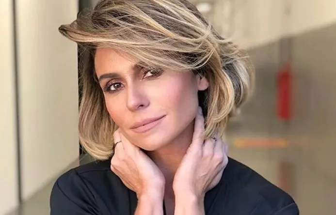 Giovanna Antonelli mostra raiz do cabelo sem tintura por conta da quarentena: 'Quero dicas'