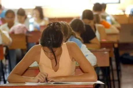 Prazo para estudantes se inscreverem no Fies termina nesta quarta